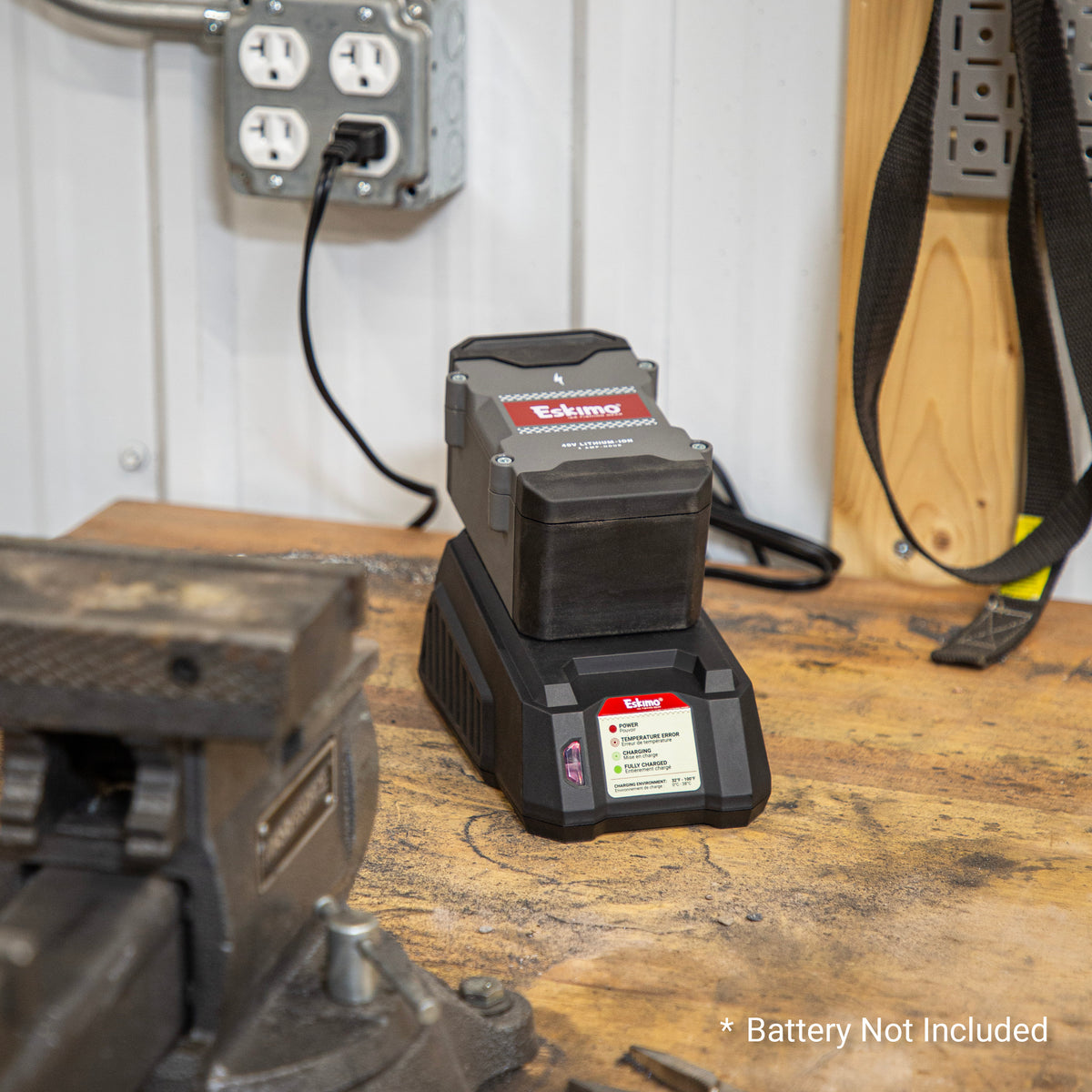 Eskimo 40V Battery Charger